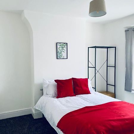 3 Bed Anfield House Close To Lfc Villa Liverpool Eksteriør billede