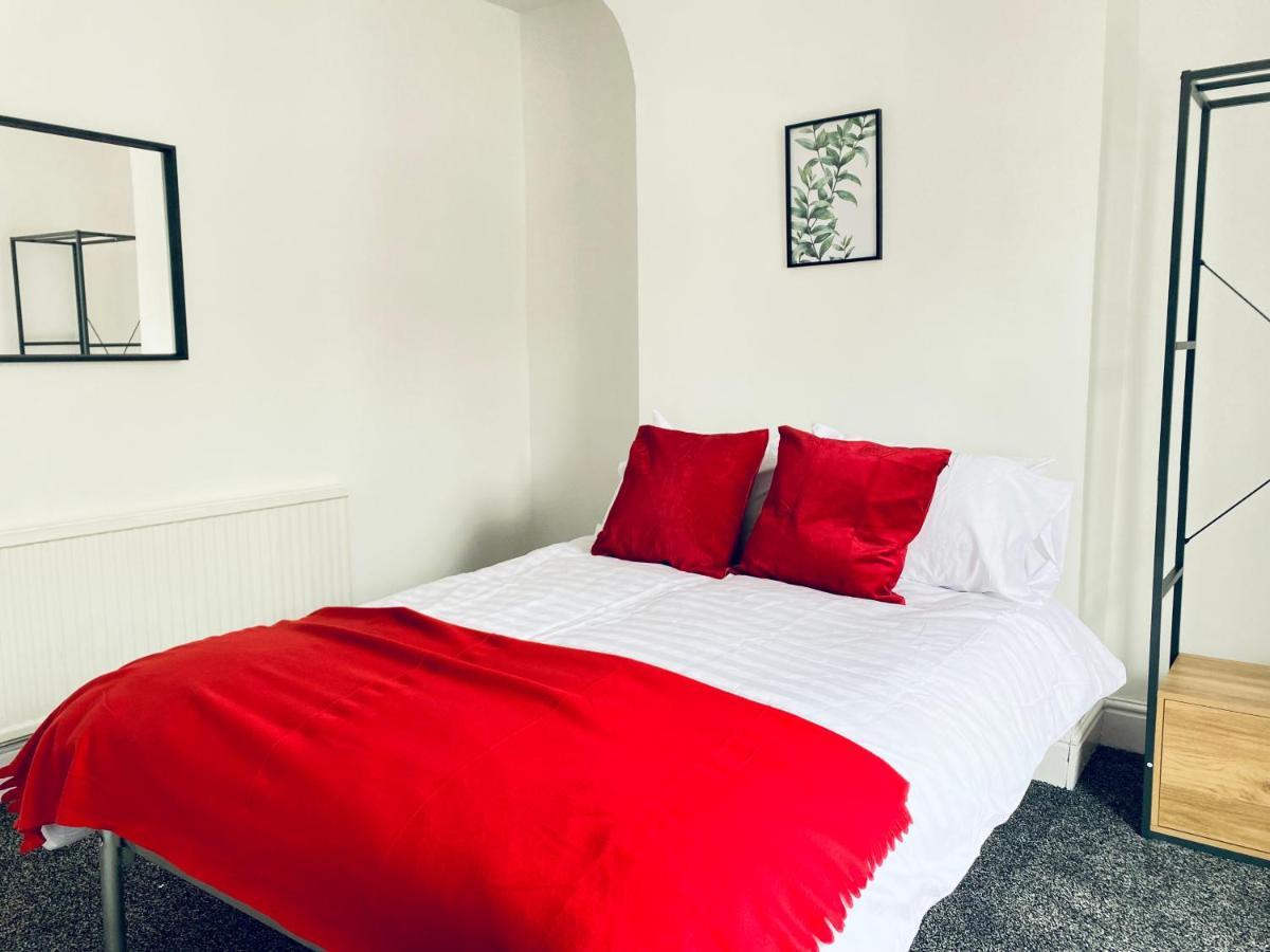 3 Bed Anfield House Close To Lfc Villa Liverpool Eksteriør billede